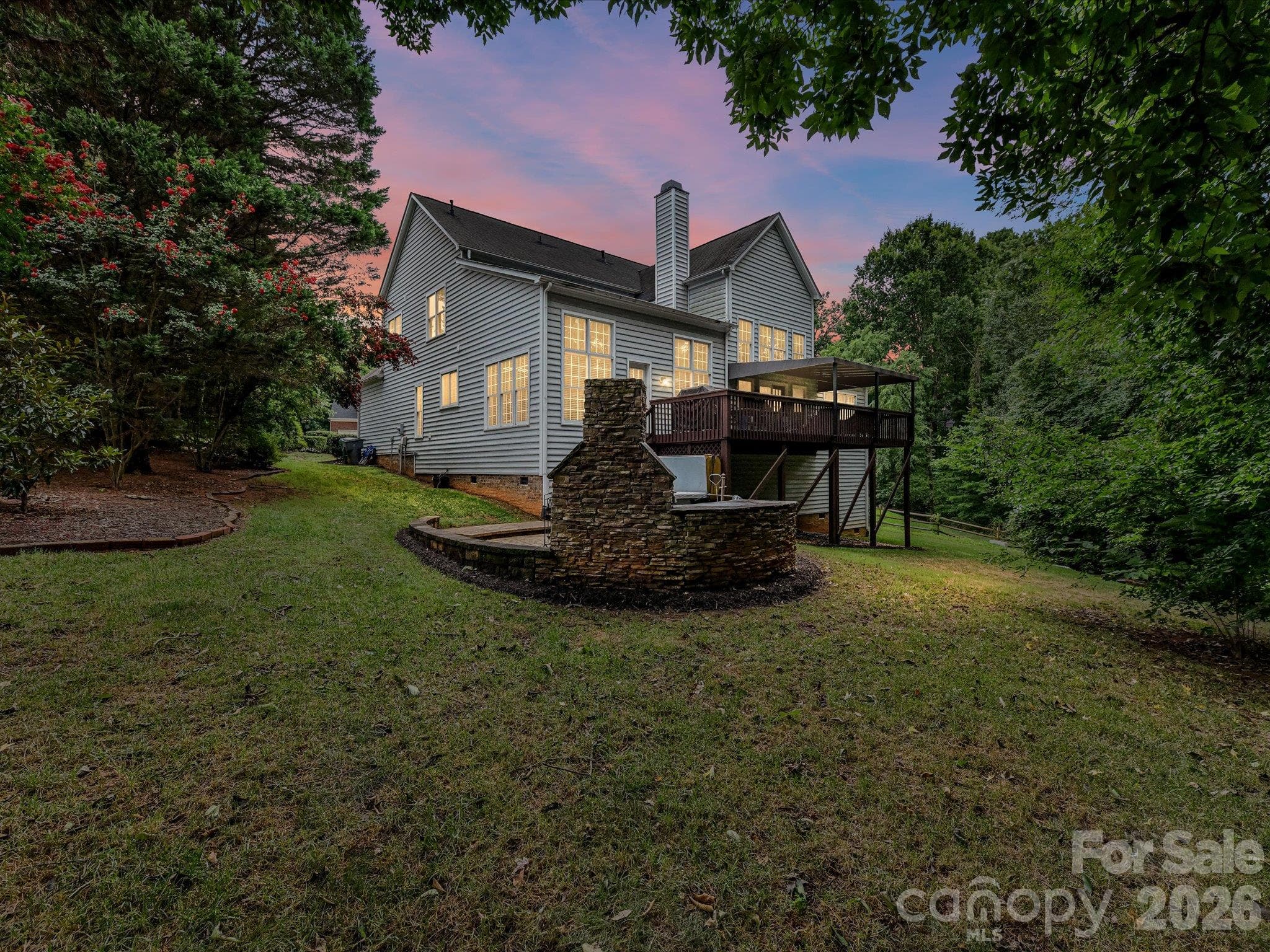 Single Family Residence at 5707 Durston Court, Charlotte, photo 4 of 49