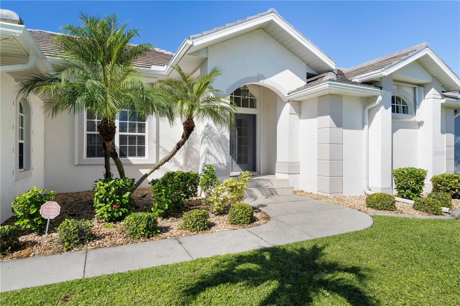 Single Family Residence at 3853 BORDEAUX DR, PUNTA GORDA, photo 16 of 67