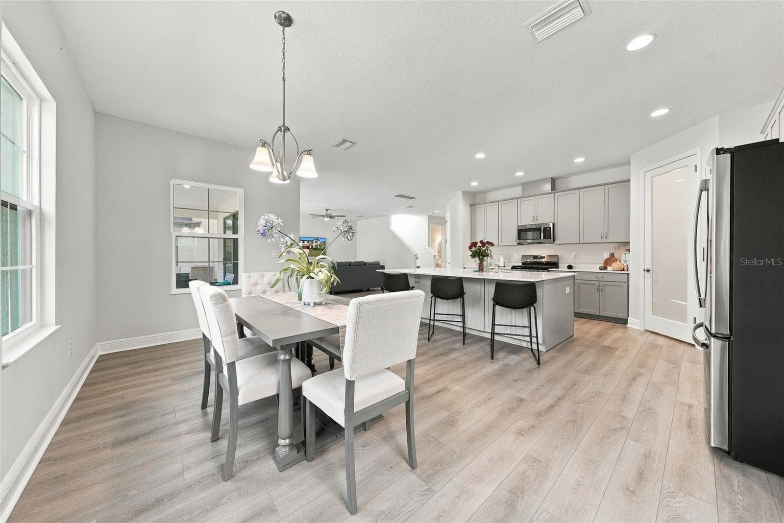 Single Family Residence at 14733 GALLOP RUN DR, LITHIA, photo 11 of 23