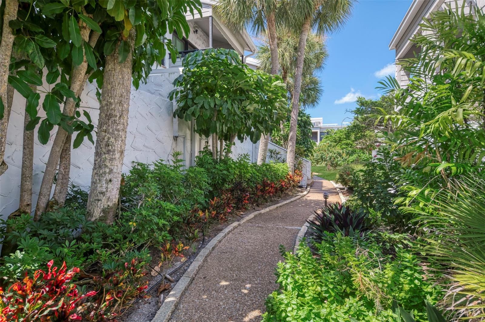 Condominium at 1555 TARPON CENTER DR #I-161, VENICE, photo 7 of 63