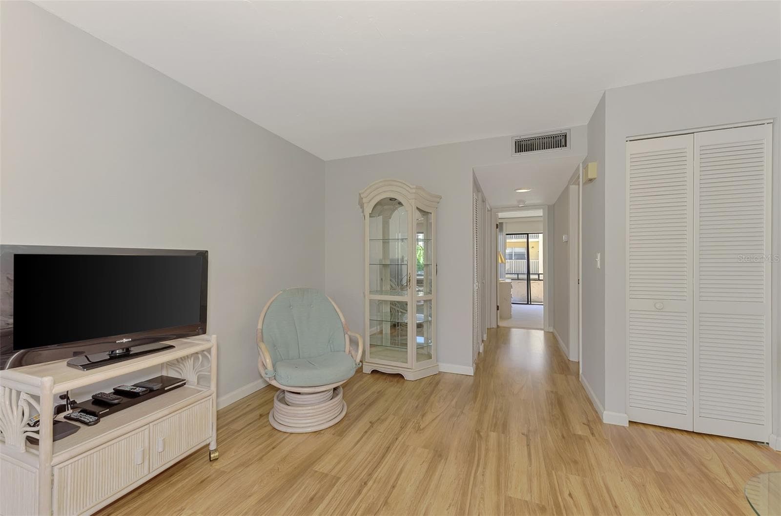Condominium at 1555 TARPON CENTER DR #I-161, VENICE, photo 12 of 63