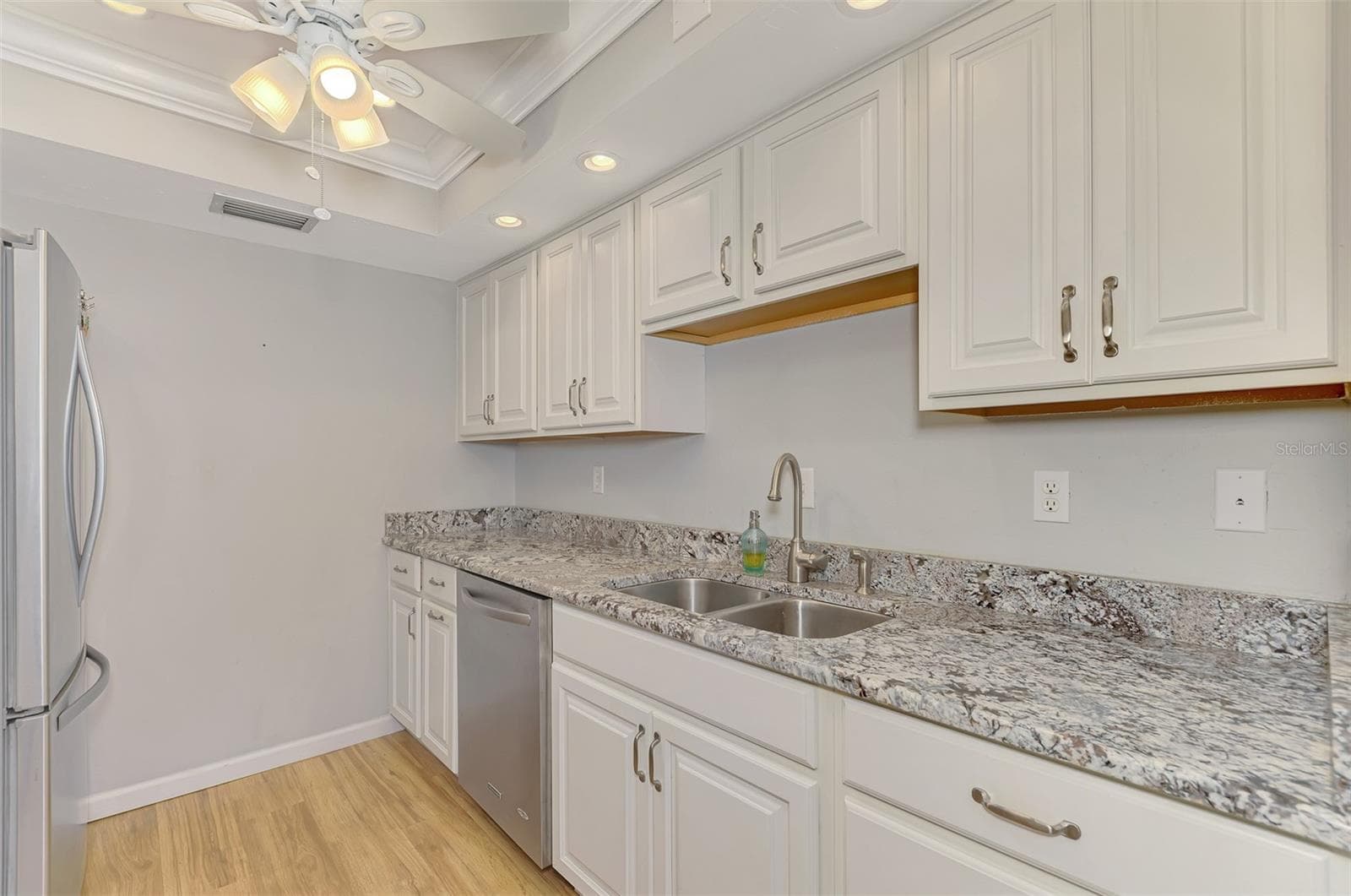 Condominium at 1555 TARPON CENTER DR #I-161, VENICE, photo 21 of 63