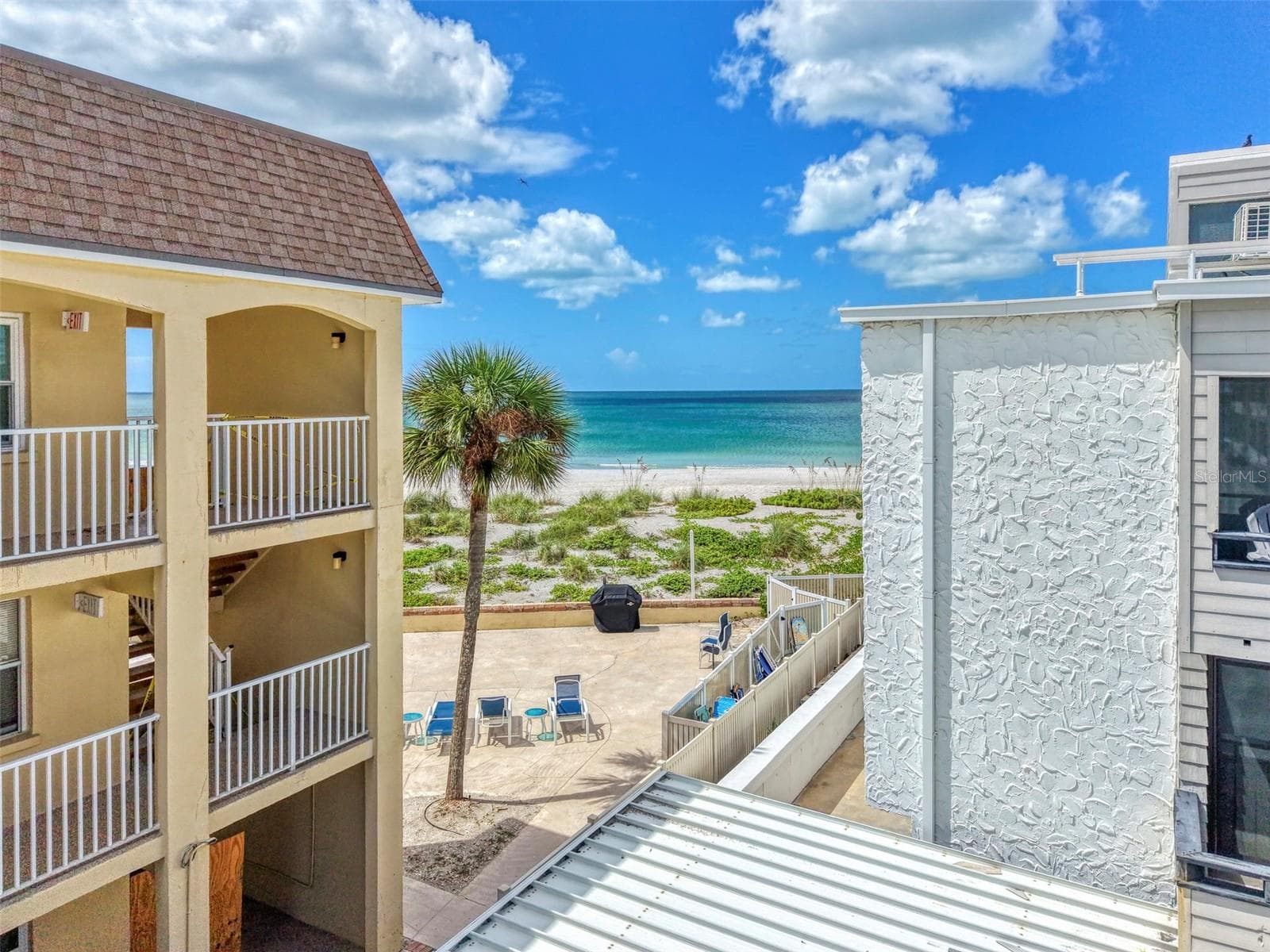 Condominium at 1555 TARPON CENTER DR #I-161, VENICE, photo 35 of 63