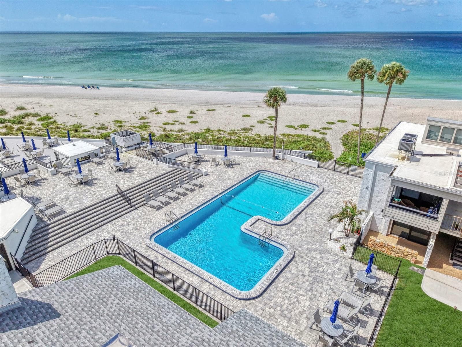 Condominium at 1555 TARPON CENTER DR #I-161, VENICE, photo 47 of 63
