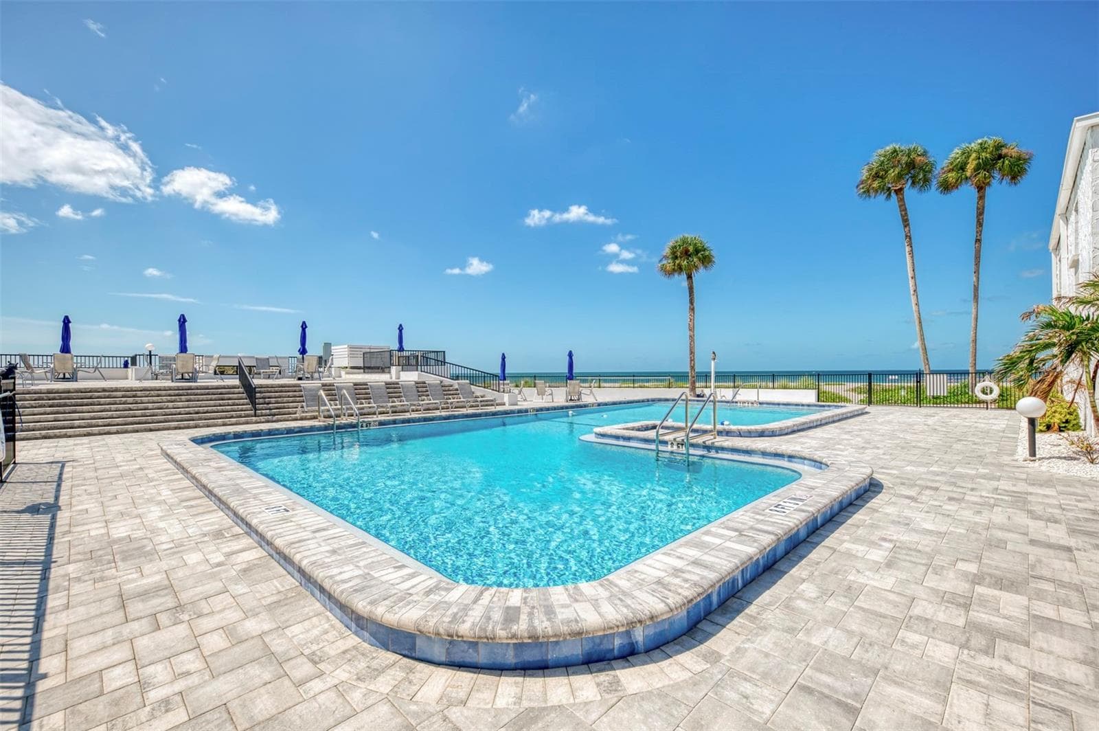 Condominium at 1555 TARPON CENTER DR #I-161, VENICE, photo 50 of 63