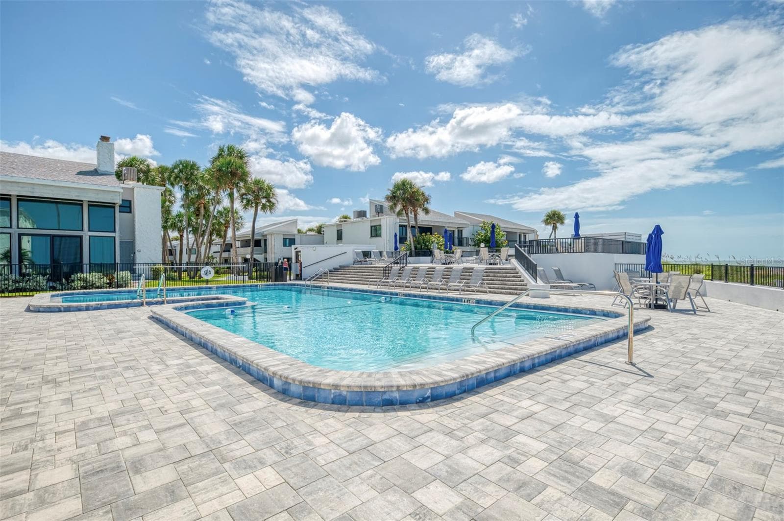 Condominium at 1555 TARPON CENTER DR #I-161, VENICE, photo 52 of 63