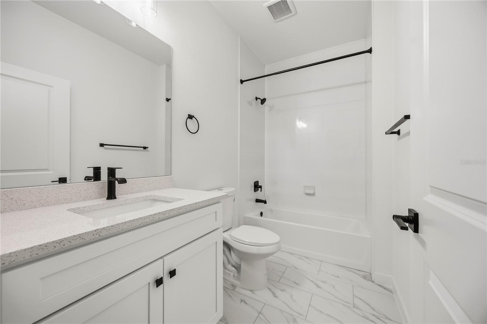 Single Family Residence at 3361 INVERNESS ST, NORTH PORT, photo 7 of 13
