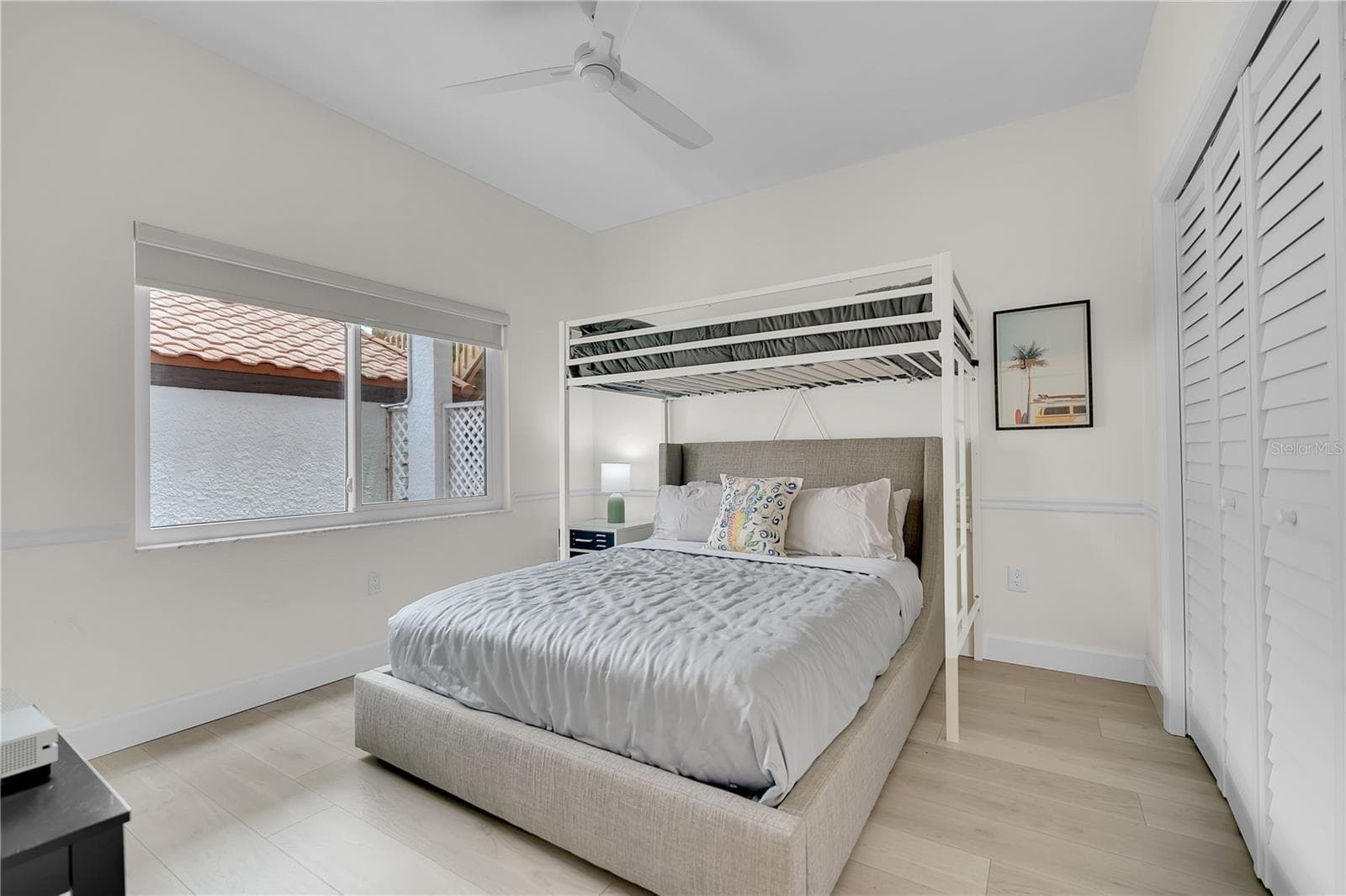 Condominium at 862 HUDSON AVE #862, SARASOTA, photo 12 of 53