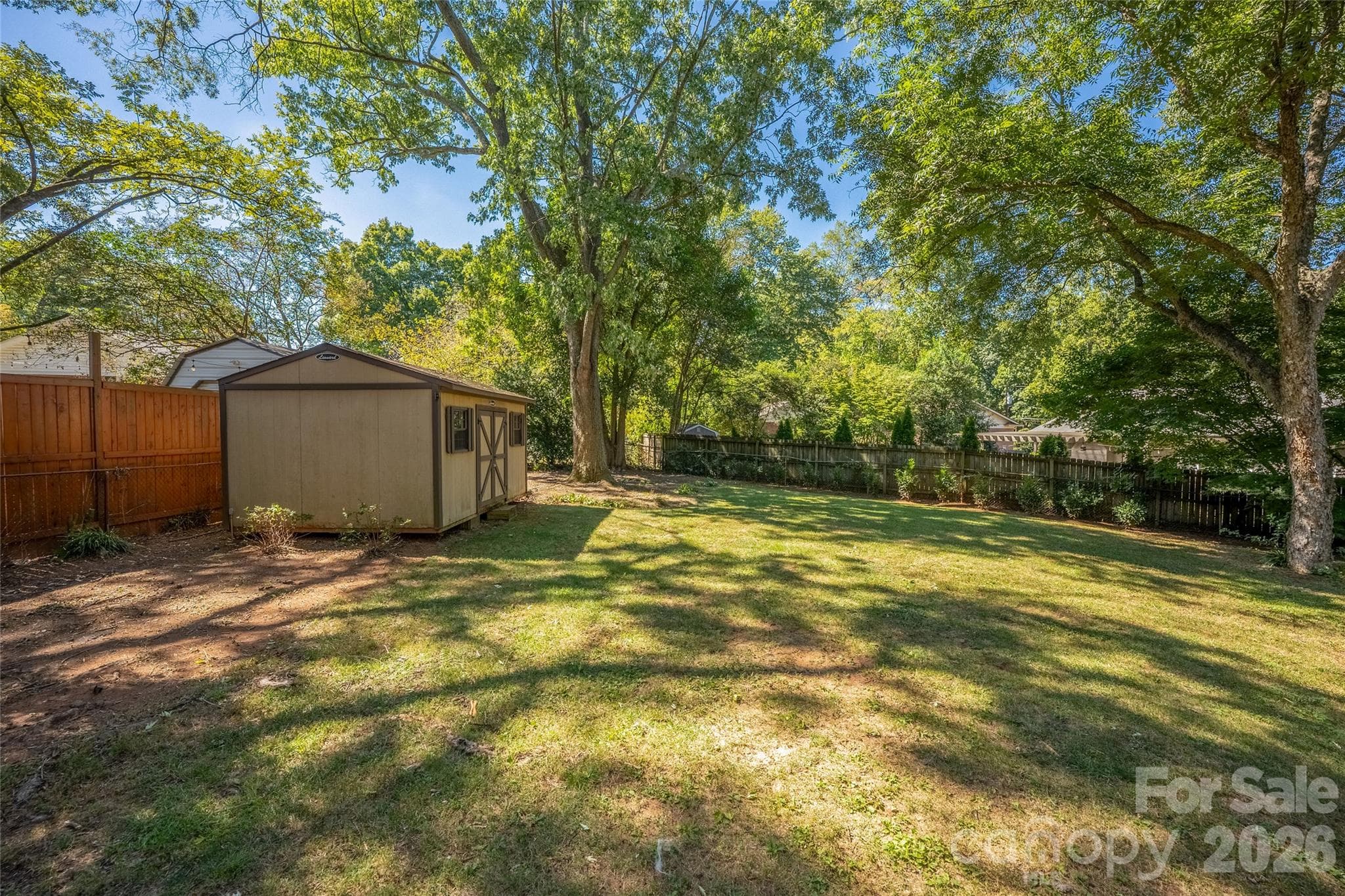 Single Family Residence at 1912 Wedgedale Drive, Charlotte, photo 43 of 45
