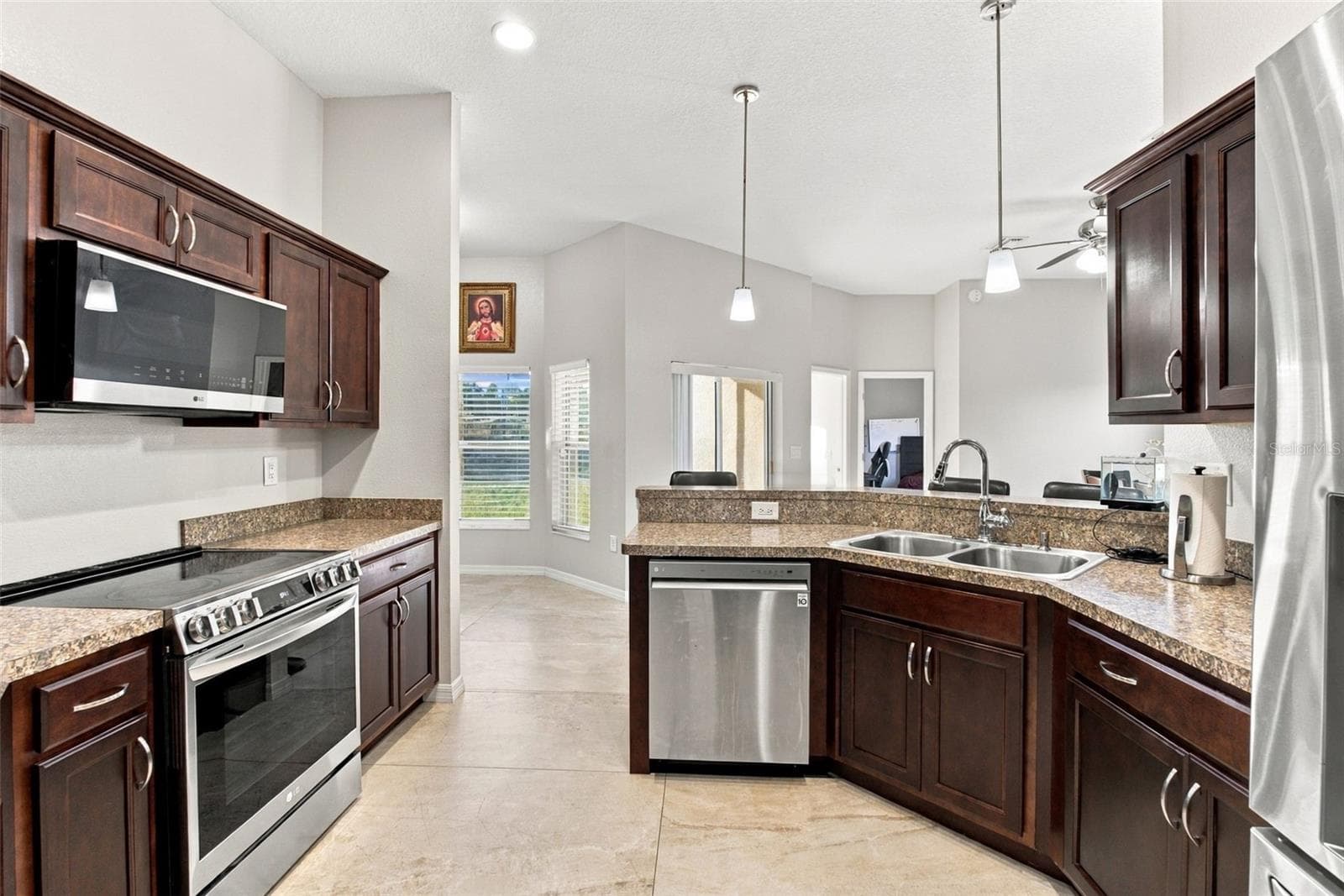 Single Family Residence at 13262 CROWELL RD, BROOKSVILLE, photo 12 of 62
