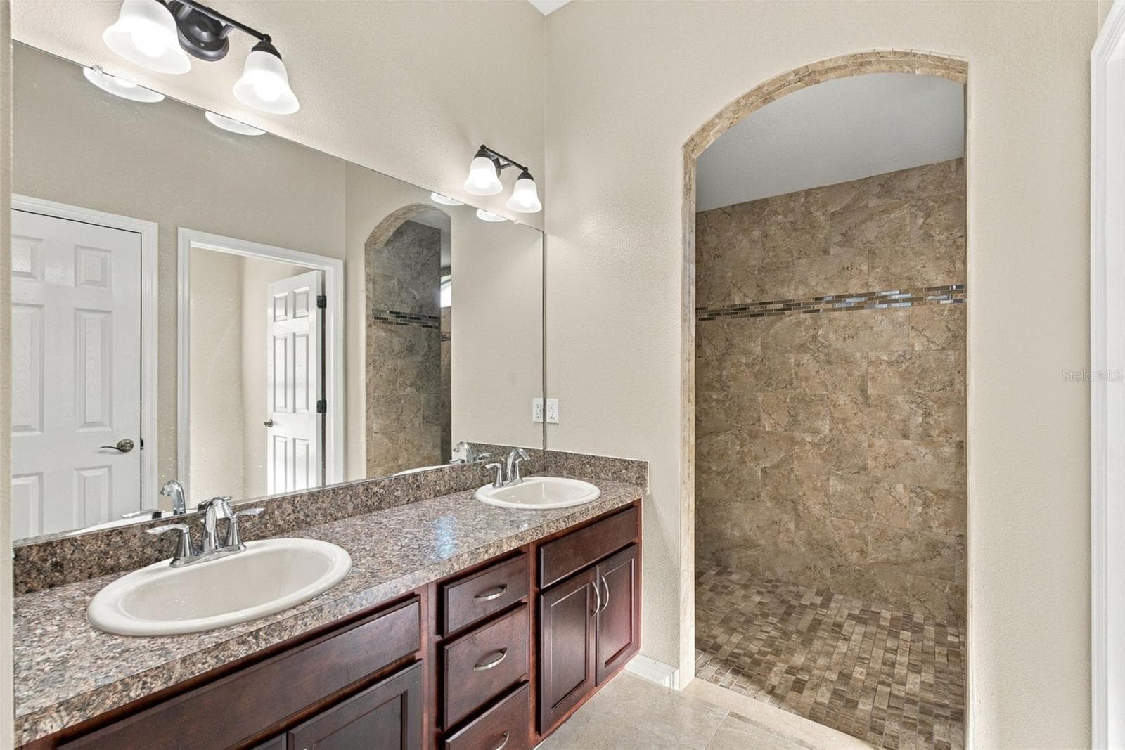 Single Family Residence at 13262 CROWELL RD, BROOKSVILLE, photo 31 of 62