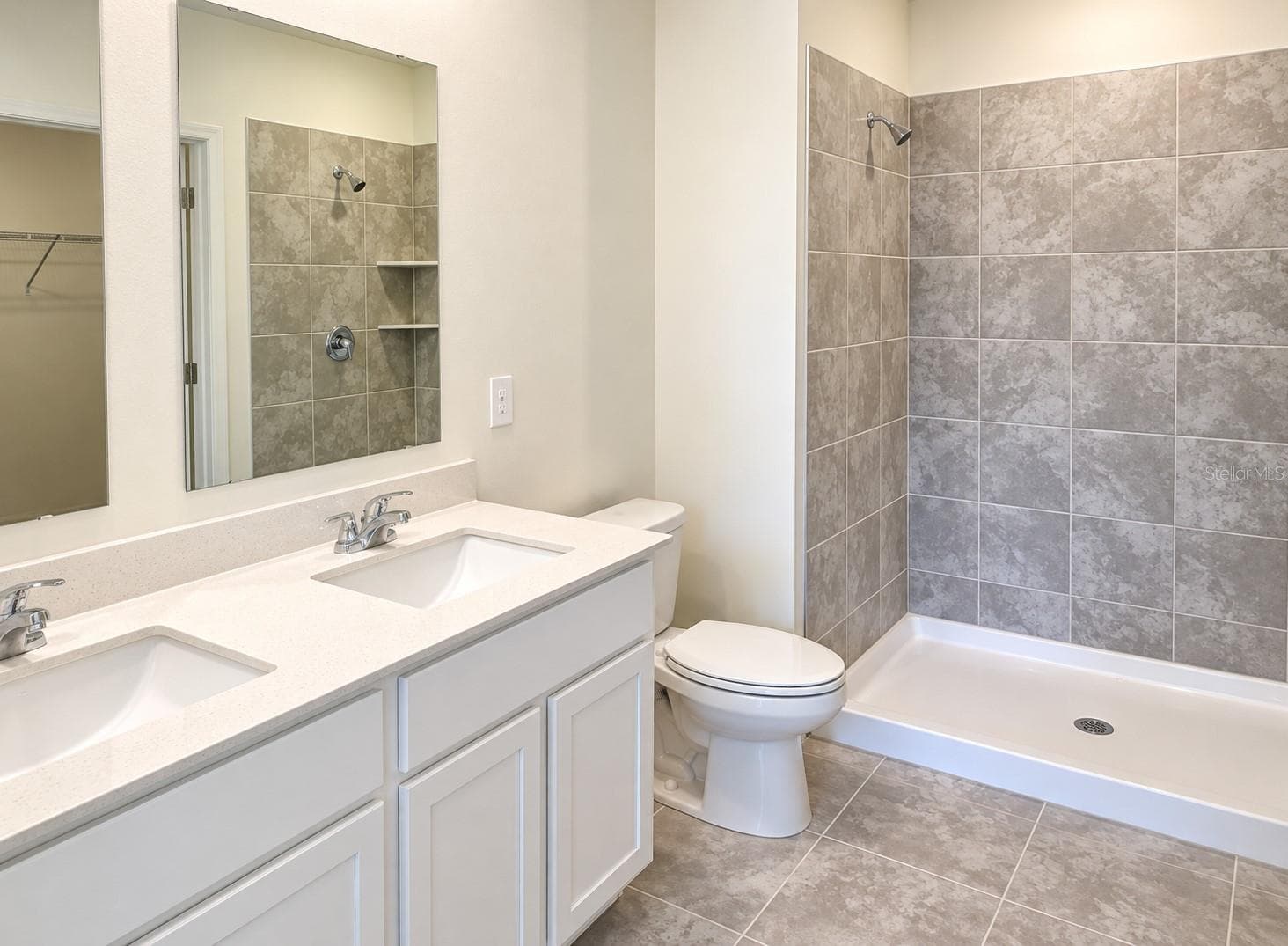 Single Family Residence at 5010 WORCHESTER DR, KISSIMMEE, photo 7 of 17