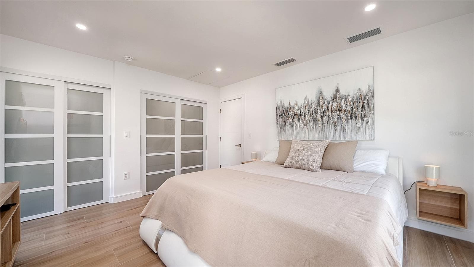 Single Family Residence at 660 PENFIELD ST, LONGBOAT KEY, photo 25 of 53