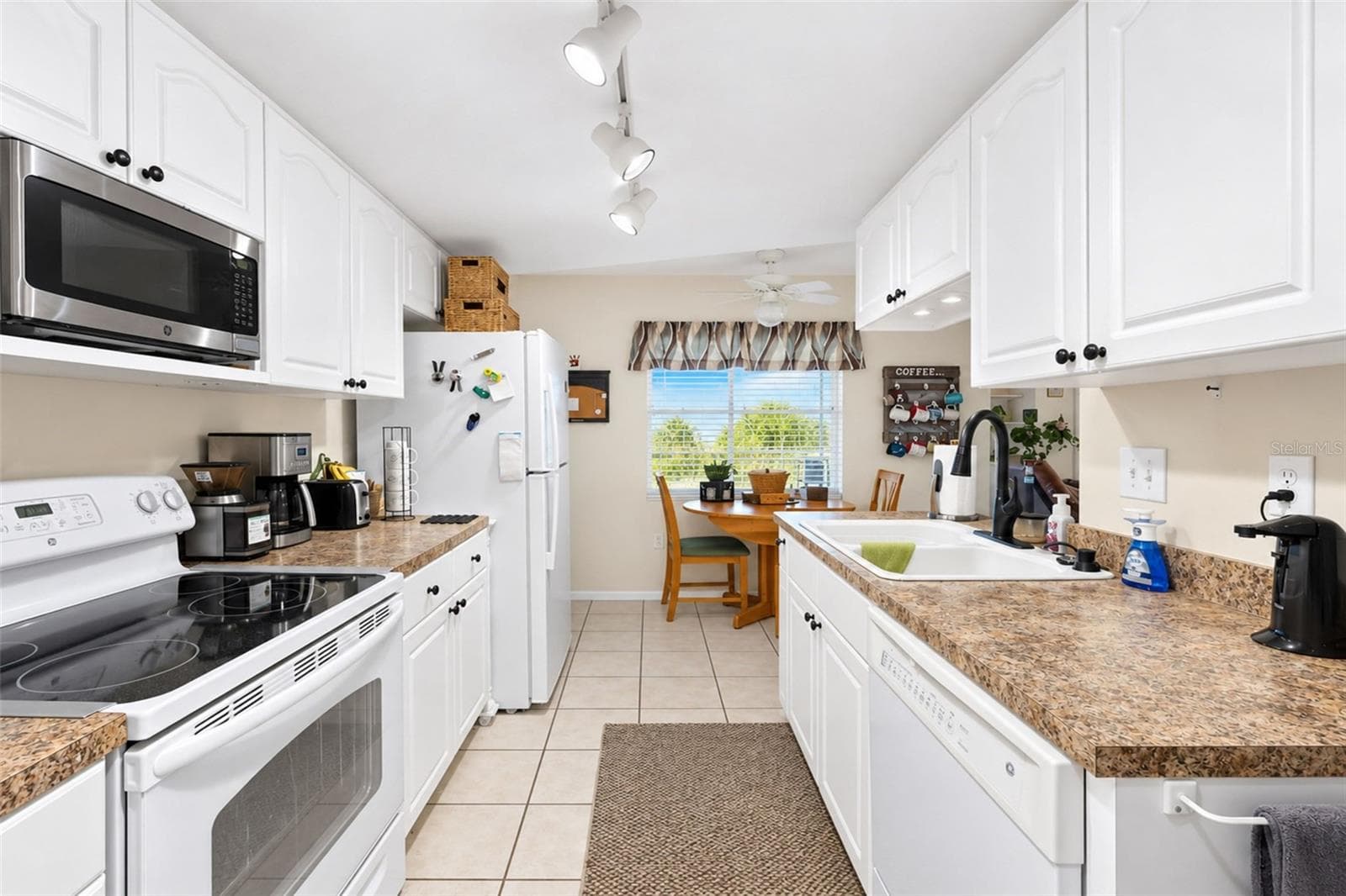 Single Family Residence at 2247 RIO DE JANEIRO AVE, PUNTA GORDA, photo 28 of 80