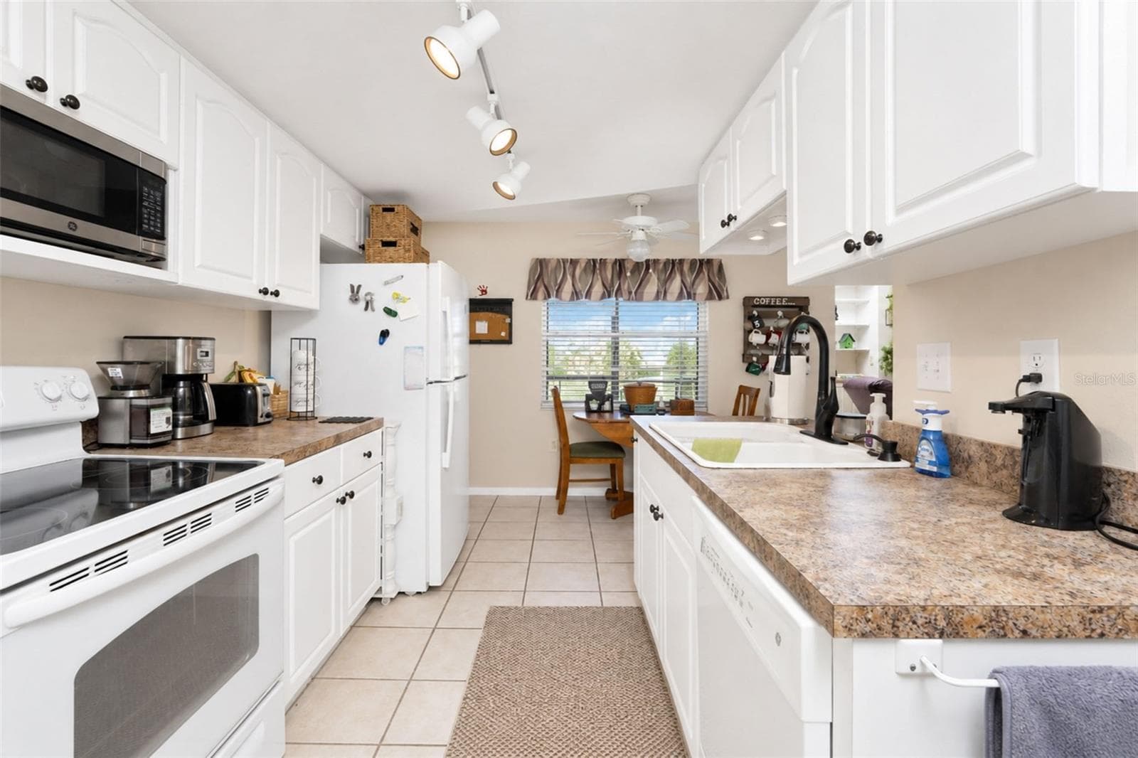 Single Family Residence at 2247 RIO DE JANEIRO AVE, PUNTA GORDA, photo 38 of 80