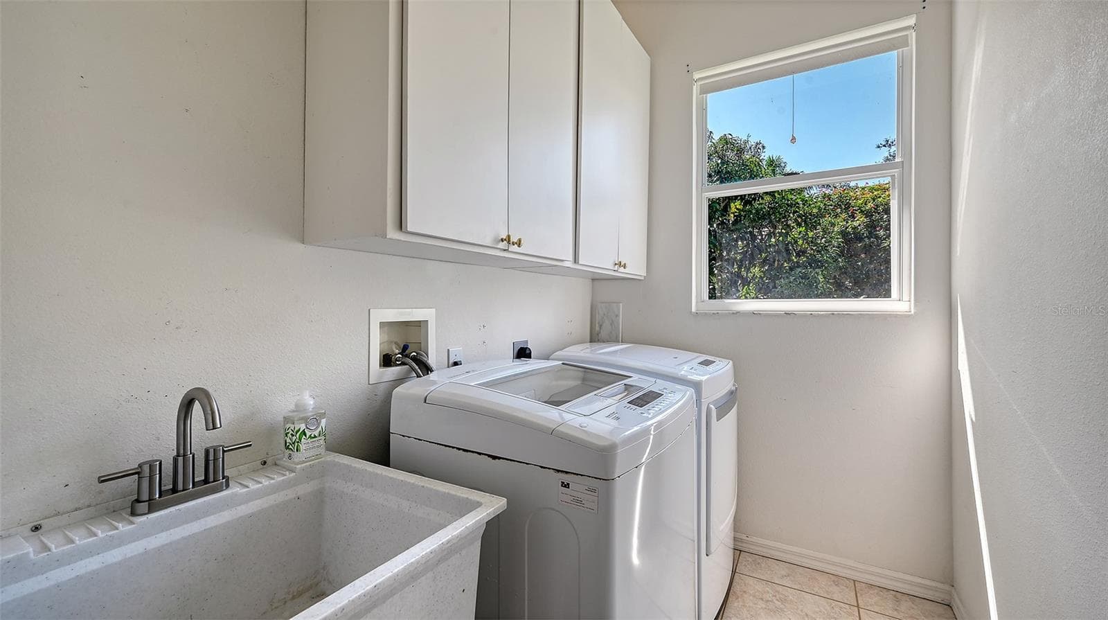 Laundry - 335 PARK TRACE BLVD, OSPREY