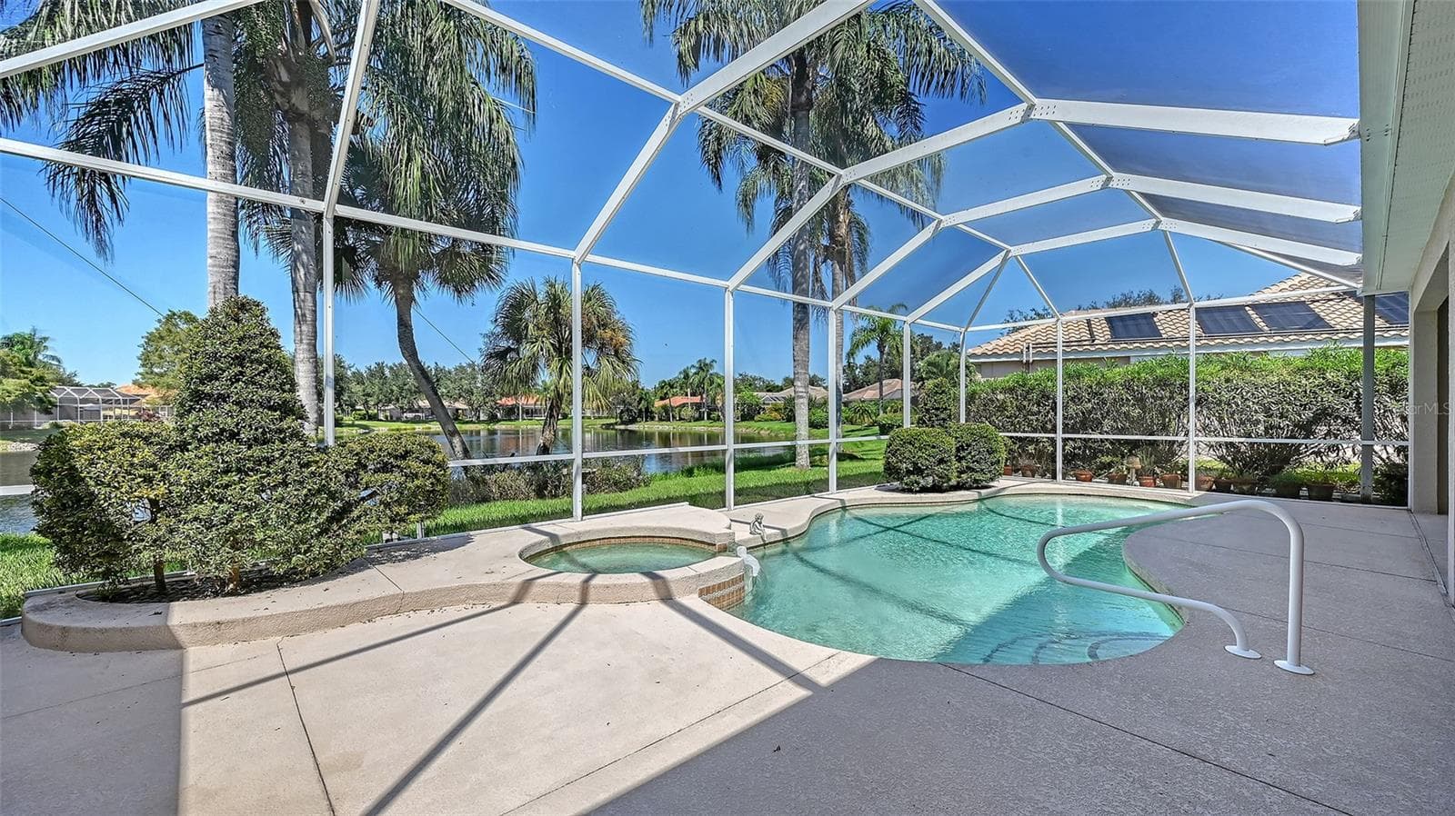 Heated Pool & Spa - 335 PARK TRACE BLVD, OSPREY