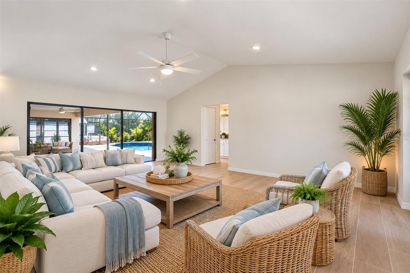 virtually staged - 620 HIBISCUS DR, VENICE