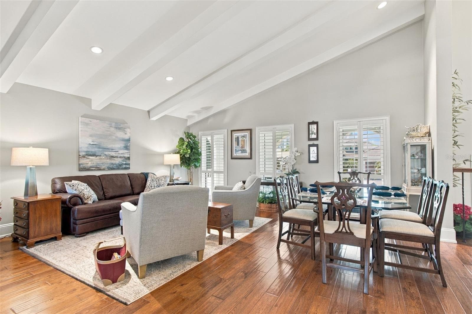 Single Family Residence at 707 SNUG IS, CLEARWATER BEACH, photo 16 of 85