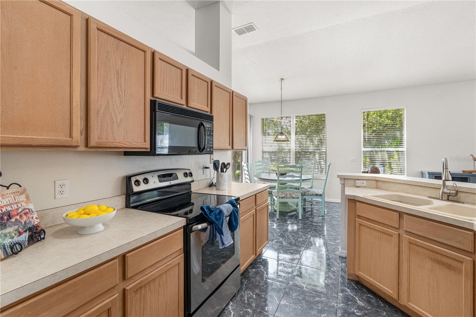 Single Family Residence at 725 TIGRIS LN, LAKE MARY, photo 15 of 40