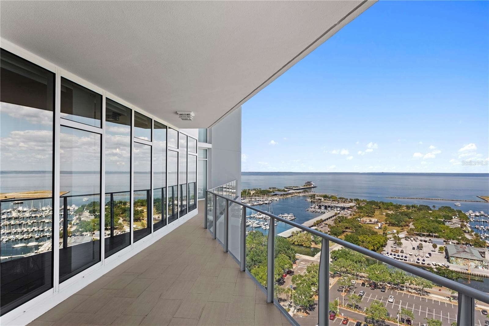 Condominium at 175 1ST ST S #2307, ST PETERSBURG, photo 22 of 64