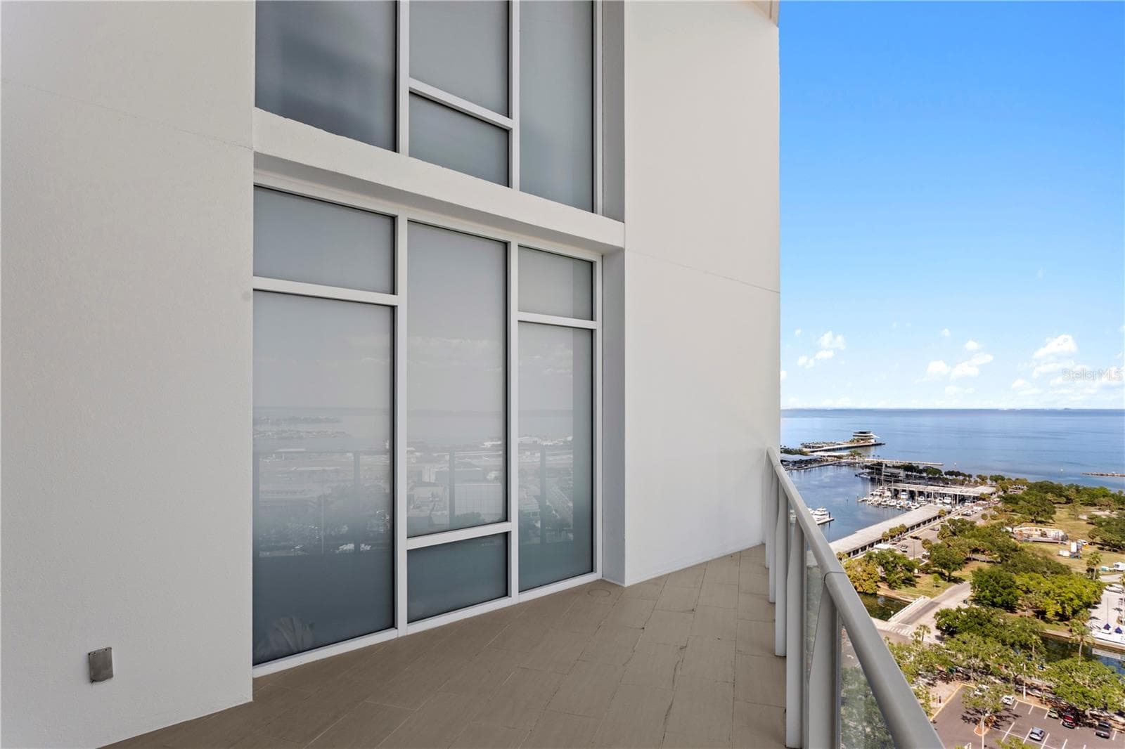 Condominium at 175 1ST ST S #2307, ST PETERSBURG, photo 24 of 64