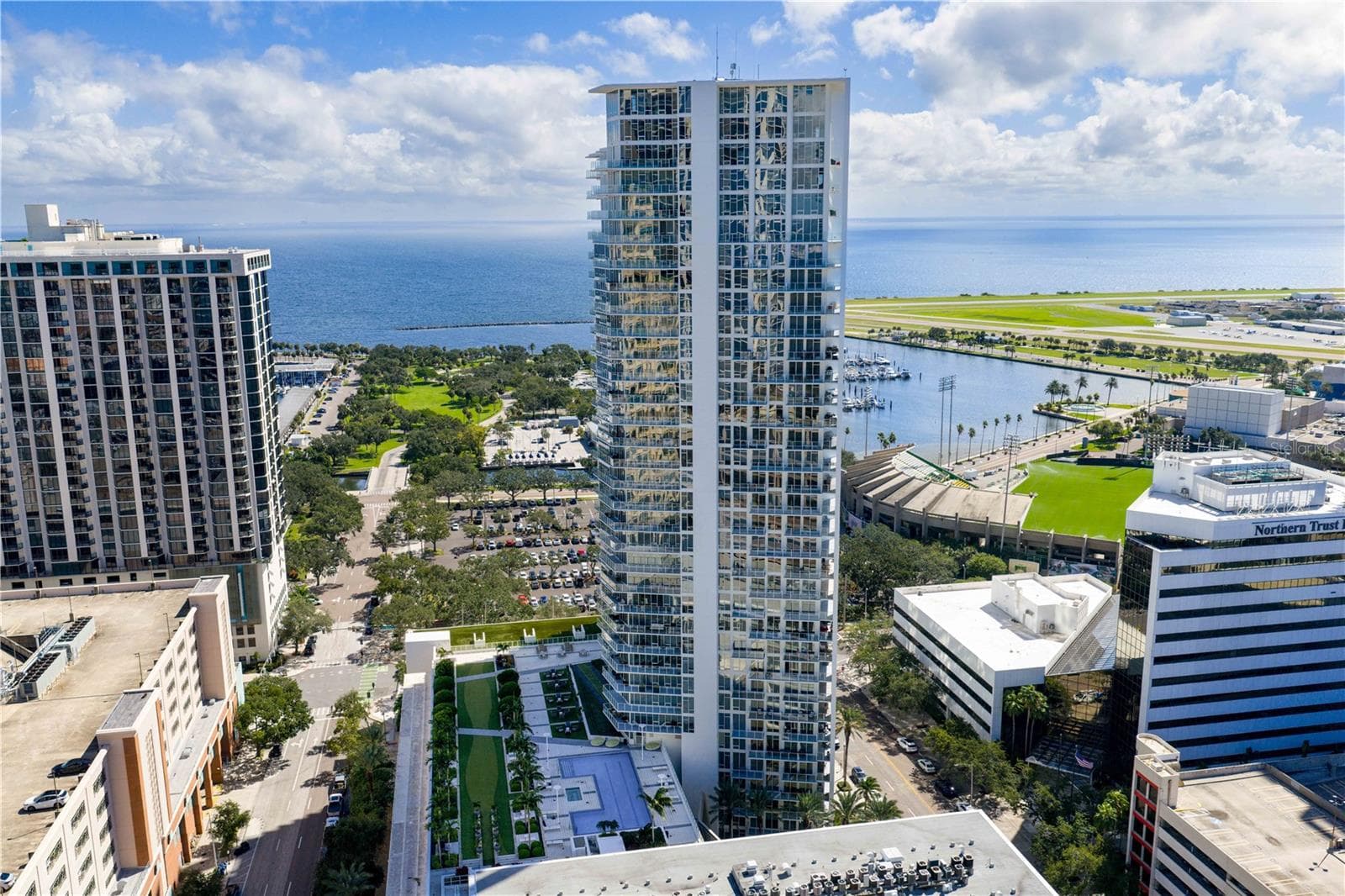 Condominium at 175 1ST ST S #2307, ST PETERSBURG, photo 48 of 64
