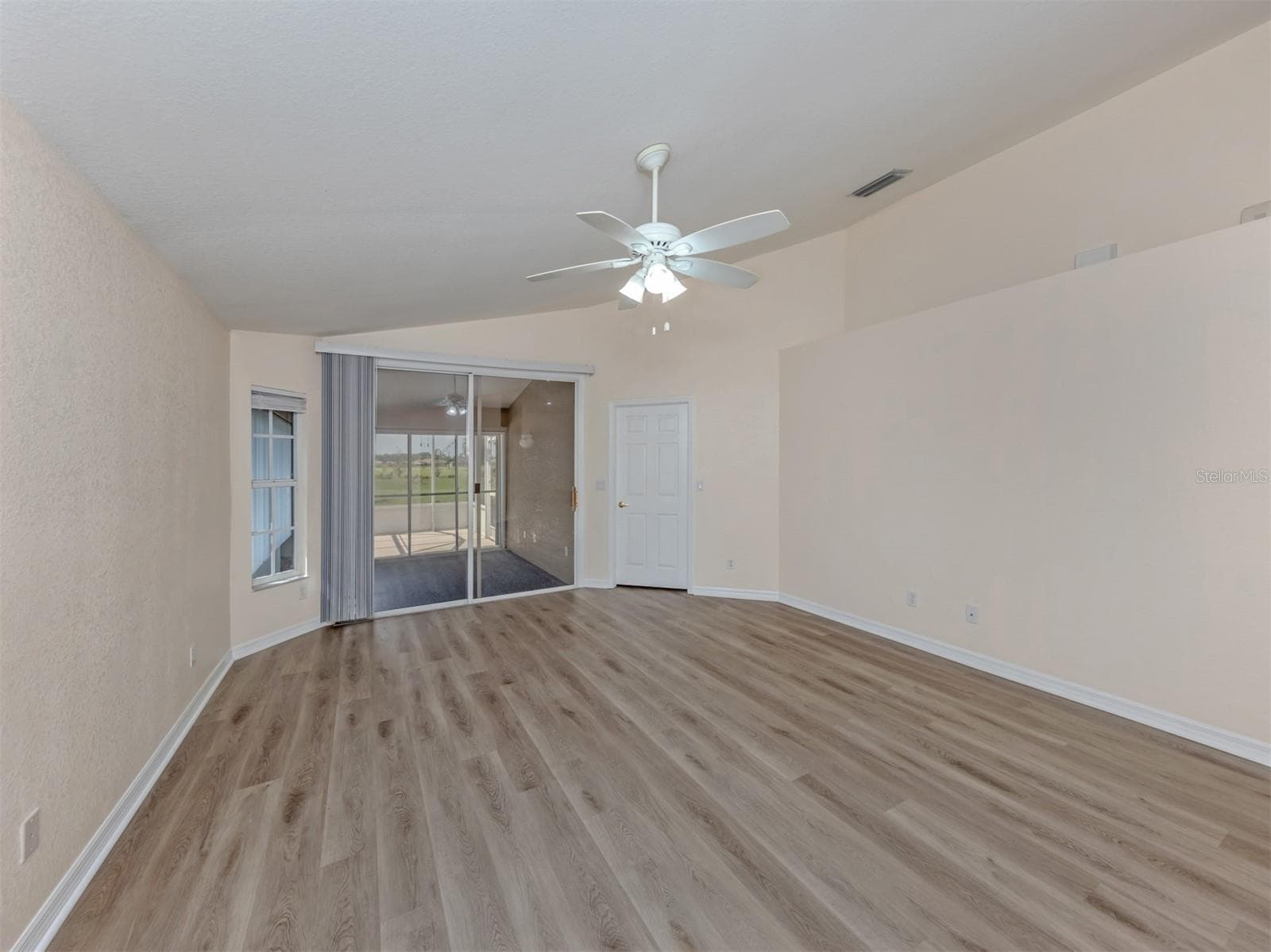 Villa at 4265 FAIRWAY DR, NORTH PORT, photo 6 of 75