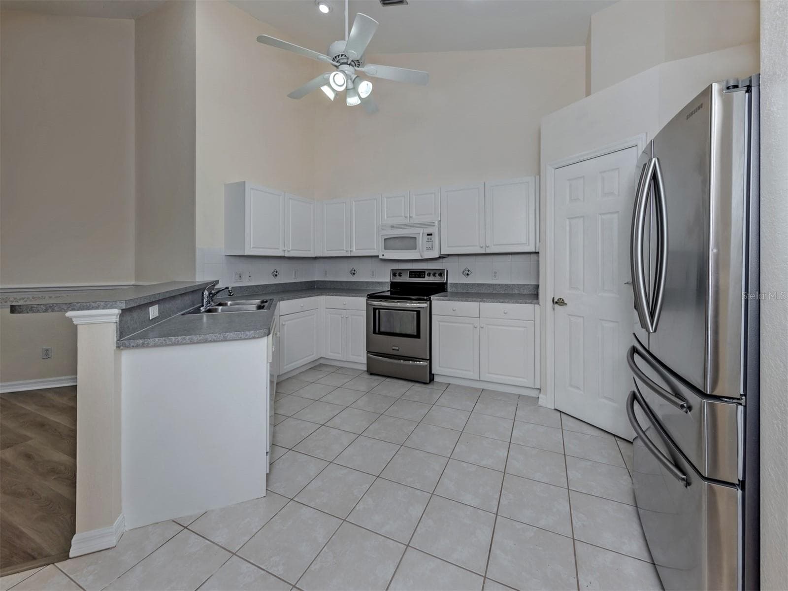 Villa at 4265 FAIRWAY DR, NORTH PORT, photo 13 of 75