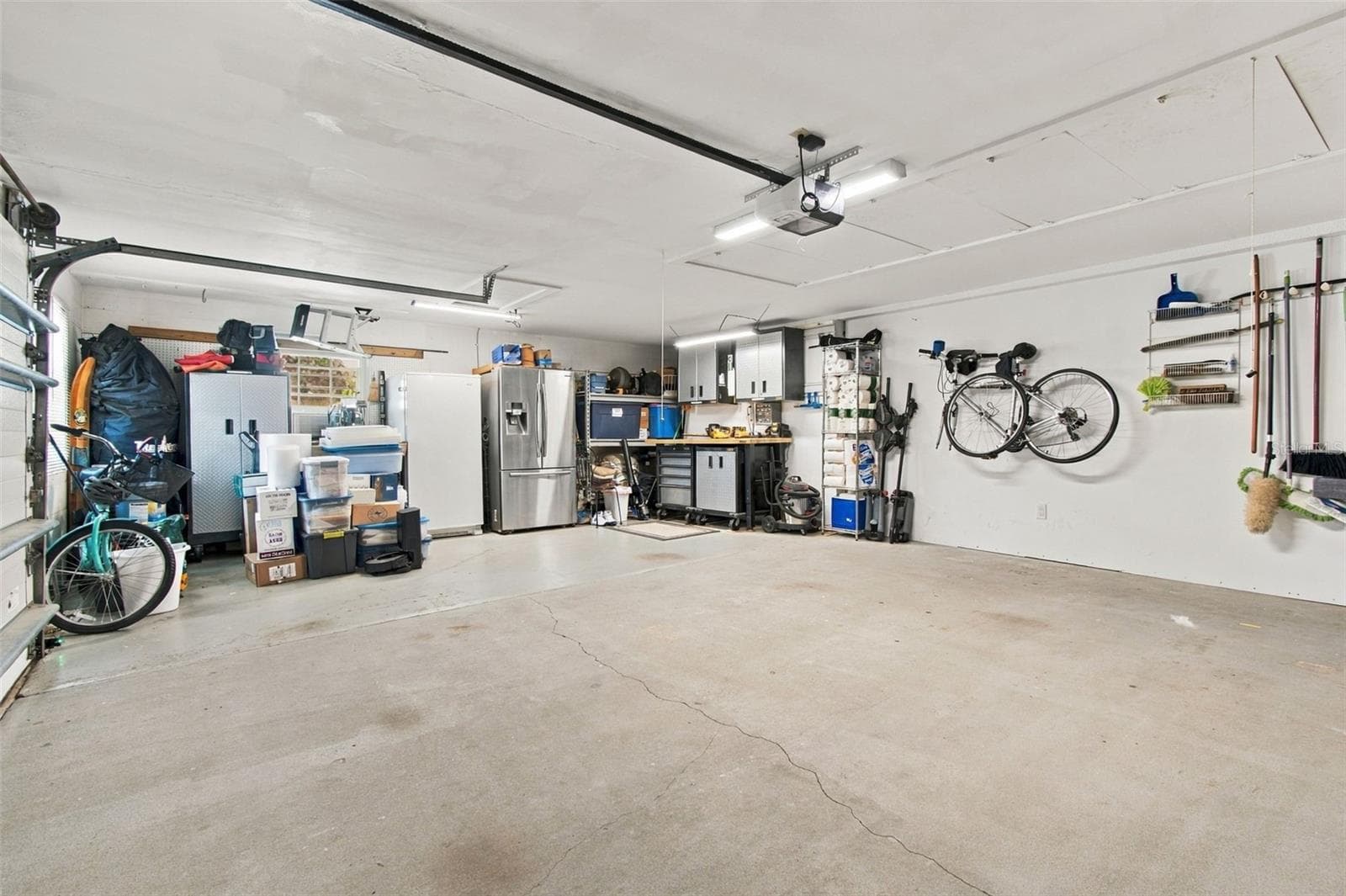 Single Family Residence at 707 SNUG IS, CLEARWATER BEACH, photo 81 of 85