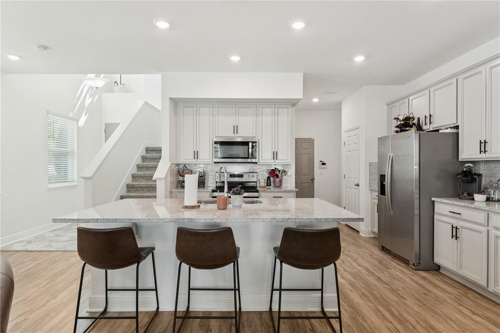 Townhouse at 2356 SHADOWLAND LOOP, WINTER PARK, photo 10 of 42