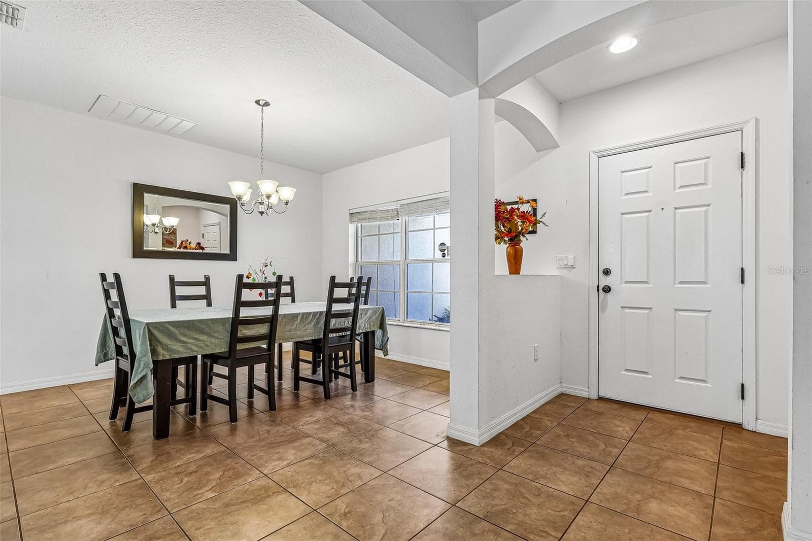 Single Family Residence at 3639 SAIL HARBOR DR, KISSIMMEE, photo 4 of 31