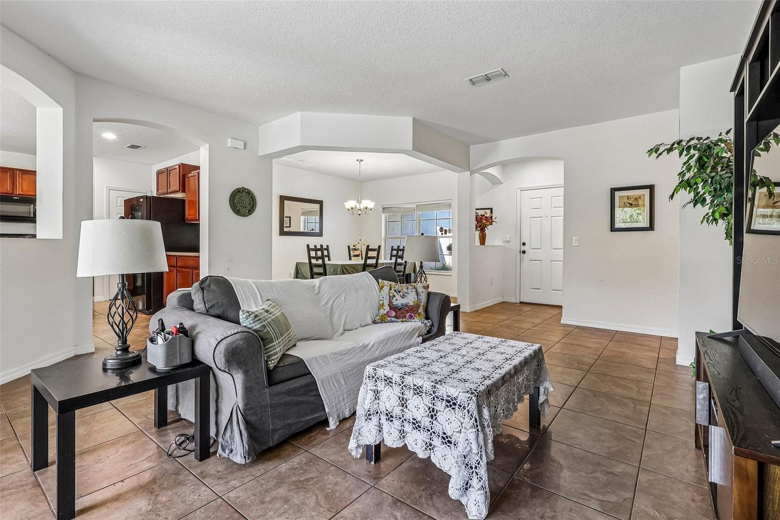 Single Family Residence at 3639 SAIL HARBOR DR, KISSIMMEE, photo 5 of 31
