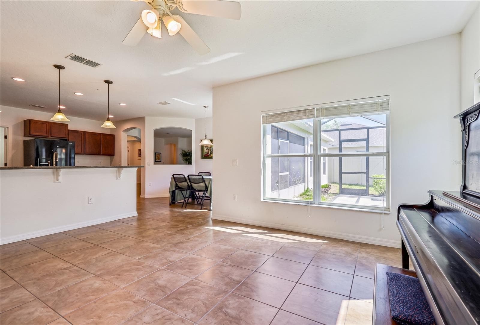 Single Family Residence at 3639 SAIL HARBOR DR, KISSIMMEE, photo 8 of 31