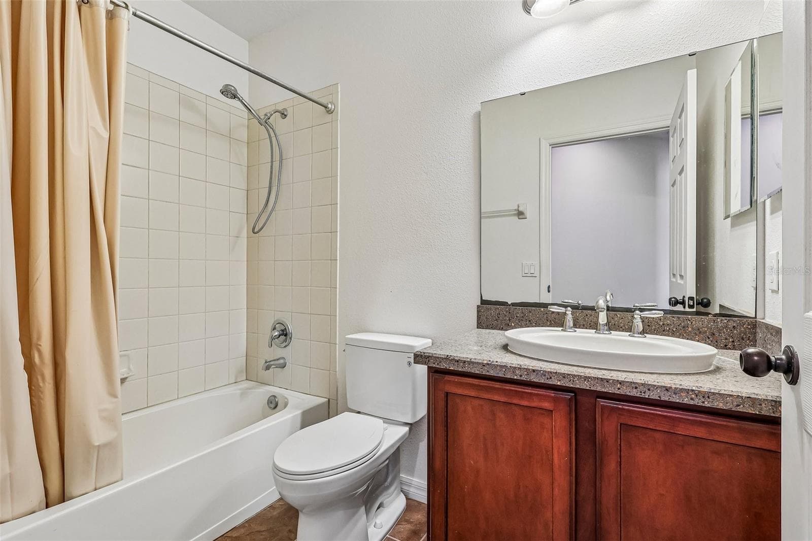Single Family Residence at 3639 SAIL HARBOR DR, KISSIMMEE, photo 18 of 31