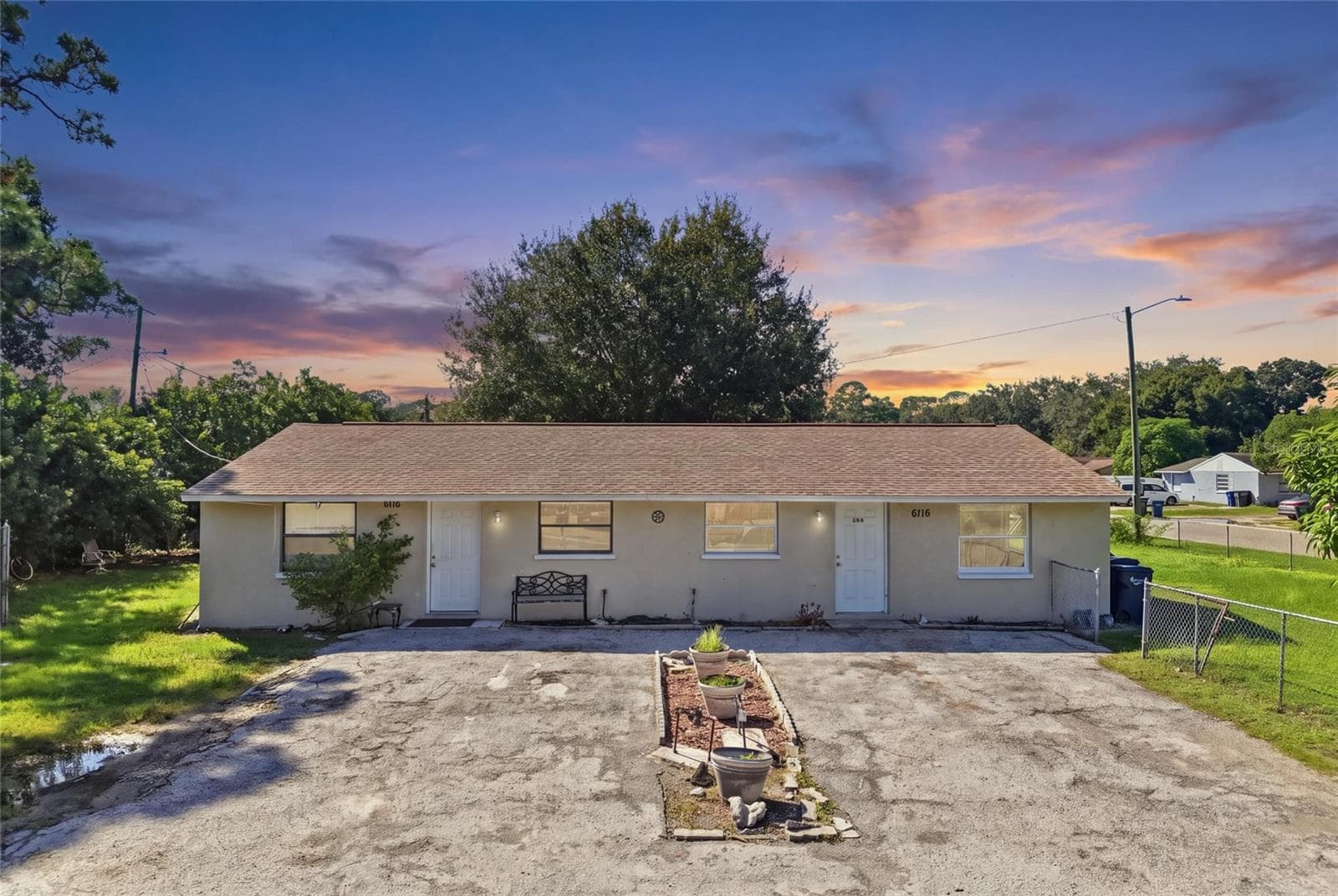 Duplex at 6116 10TH ST E, BRADENTON, photo 4 of 59