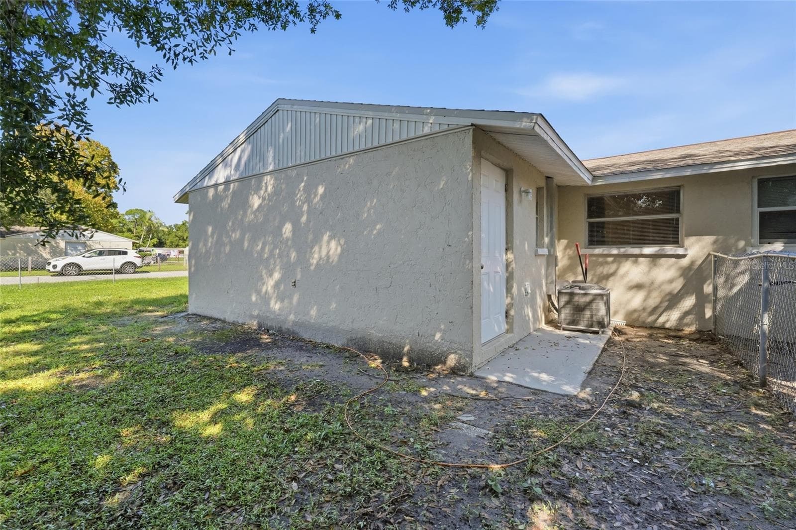 Duplex at 6116 10TH ST E, BRADENTON, photo 25 of 59