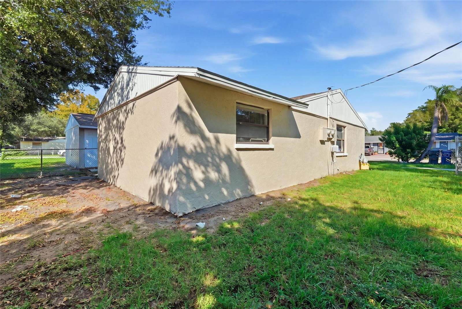 Duplex at 6116 10TH ST E, BRADENTON, photo 48 of 59