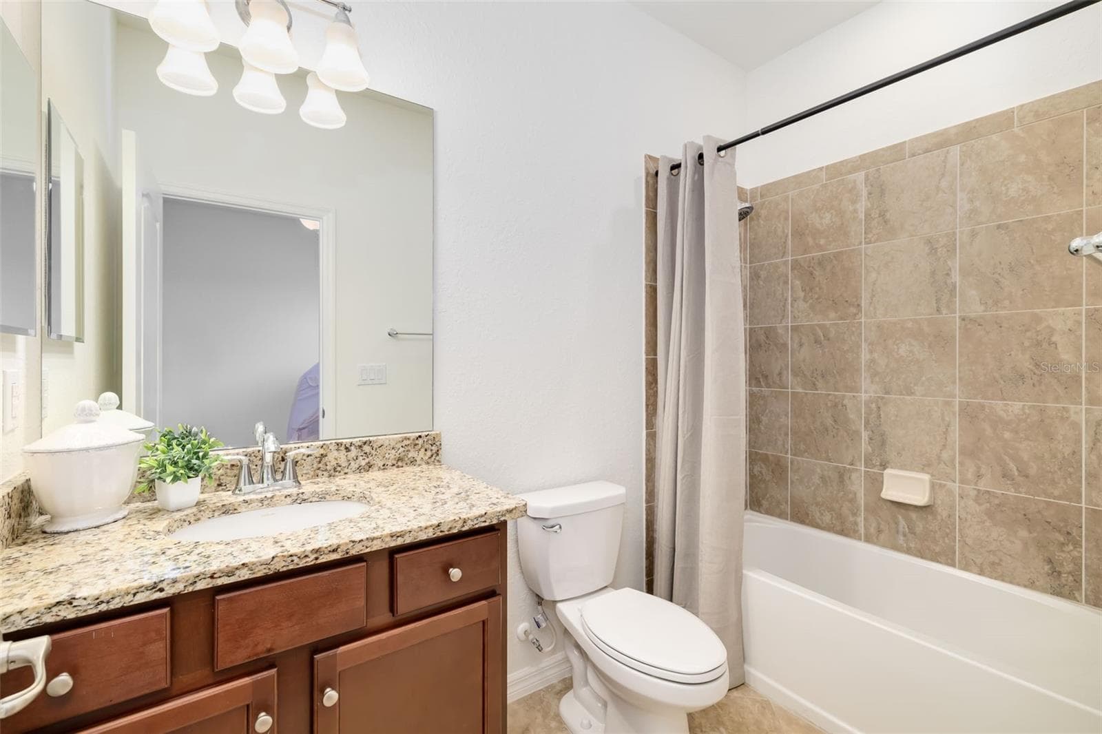 Bathroom 2 - 4602 ROYAL DORNOCH CIR, BRADENTON