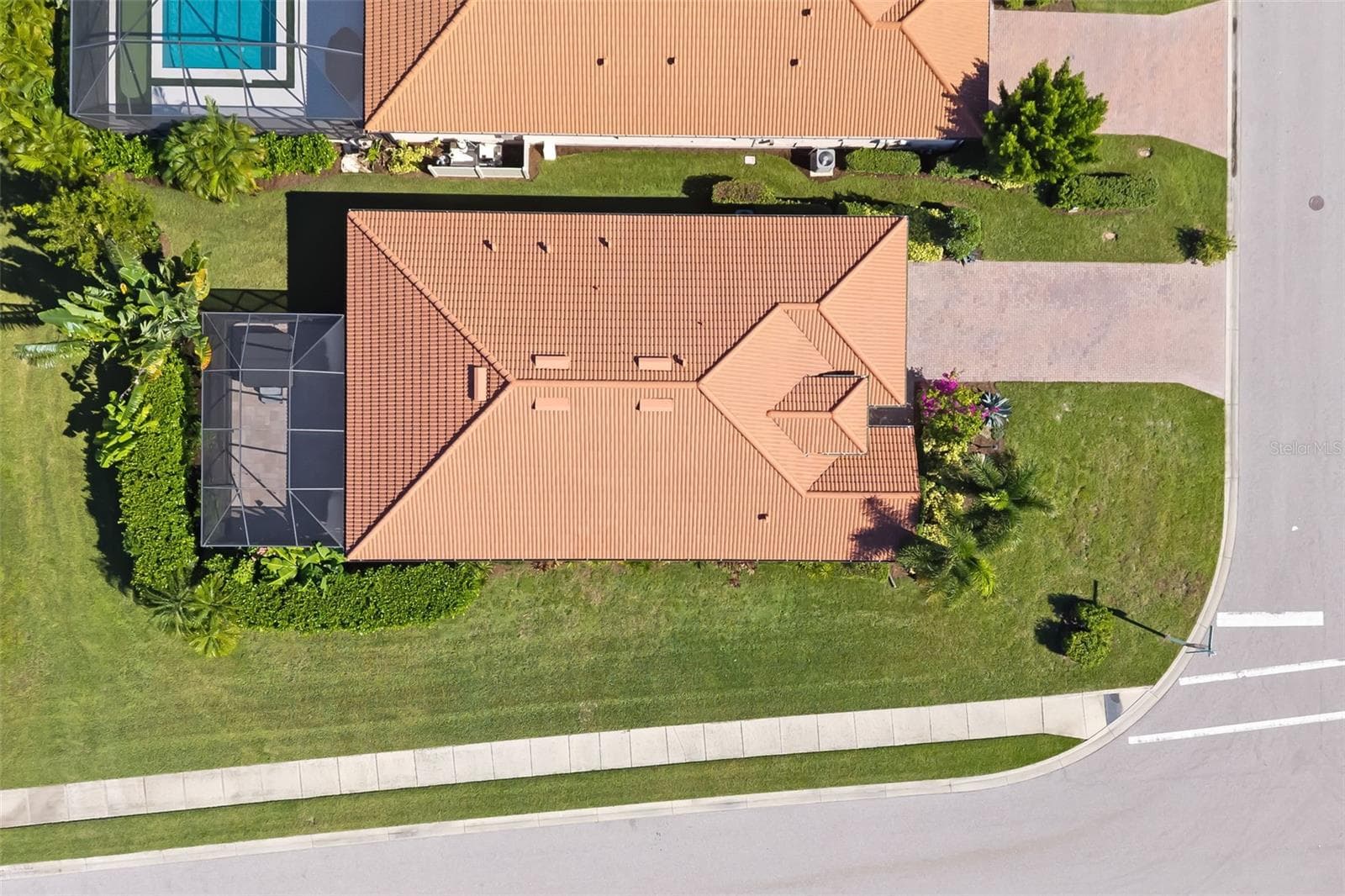 Single Family Residence at 4602 ROYAL DORNOCH CIR, BRADENTON, photo 45 of 78