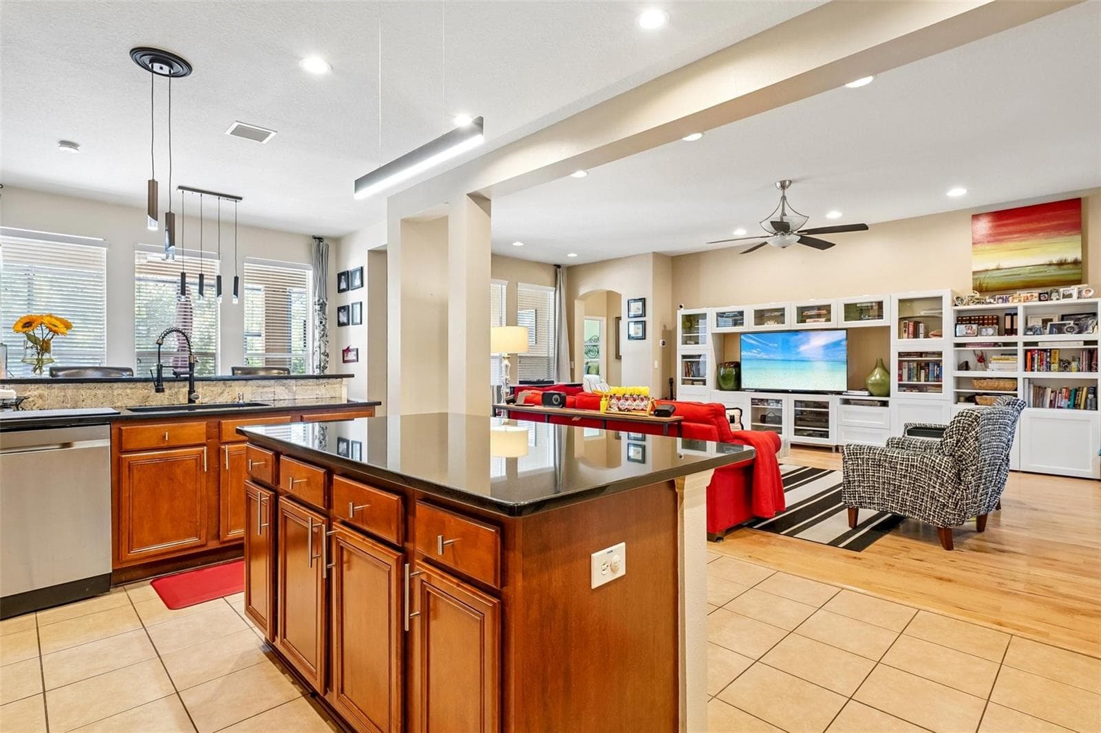 Single Family Residence at 7404 AMBLESIDE DR, LAND O LAKES, photo 13 of 56