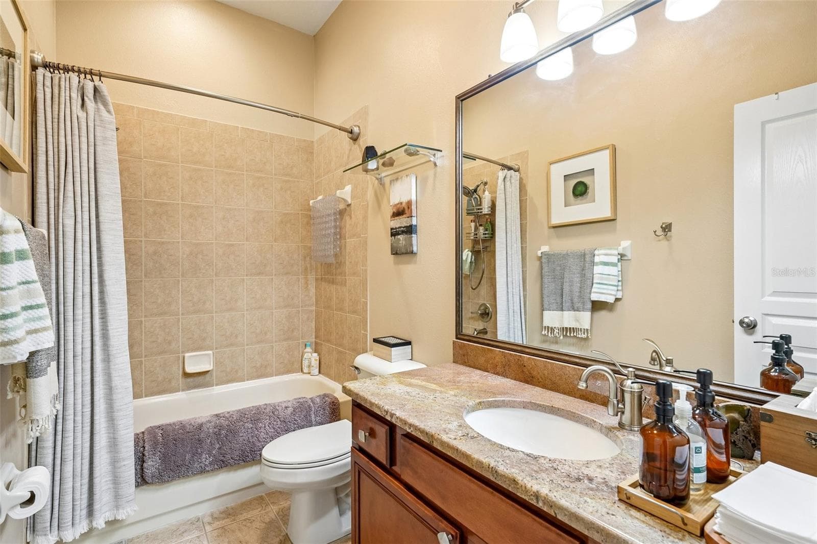 Single Family Residence at 7404 AMBLESIDE DR, LAND O LAKES, photo 22 of 56