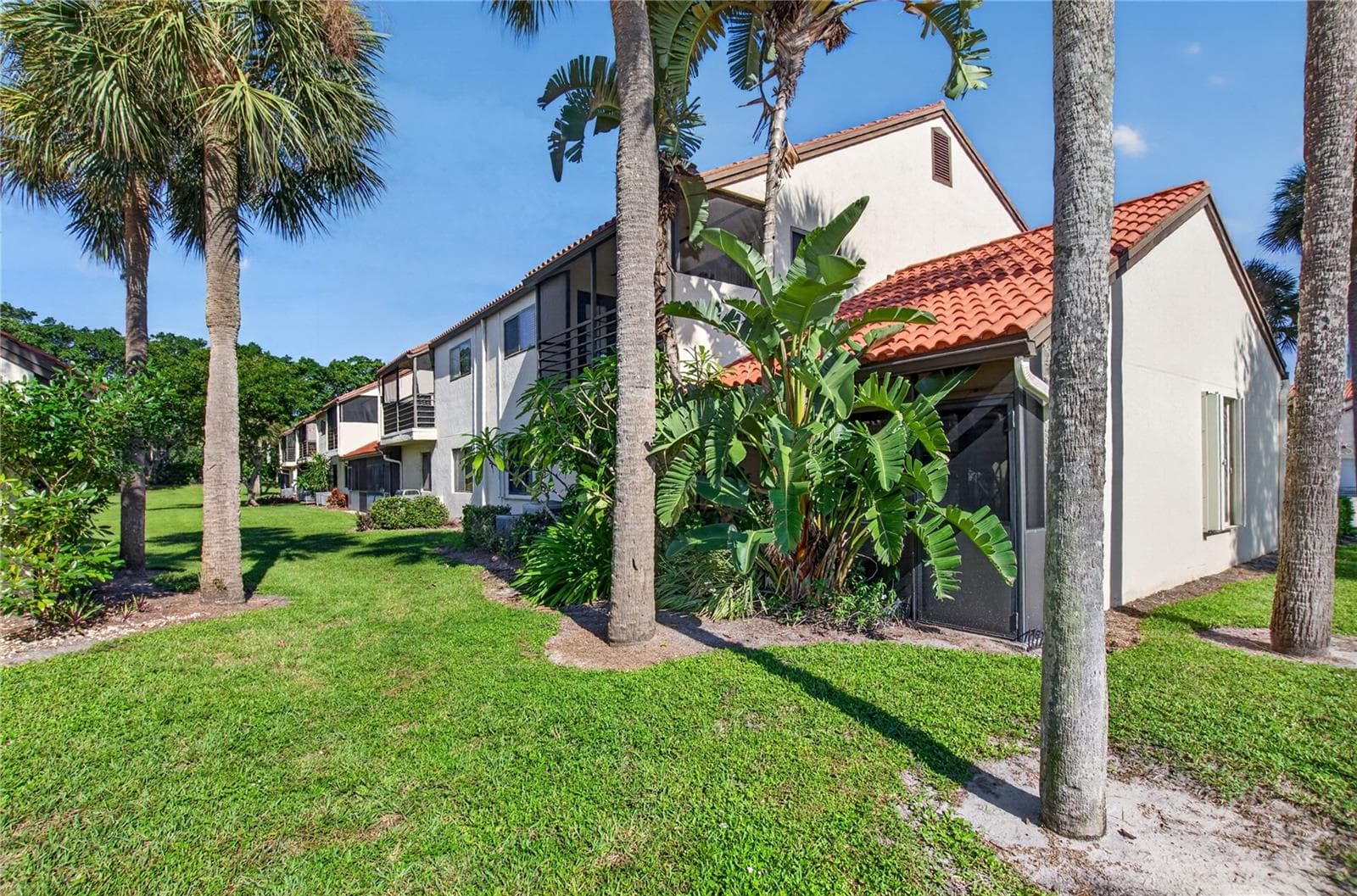 Exterior back - 10 VIA DE CASAS SUR #101, BOYNTON BEACH