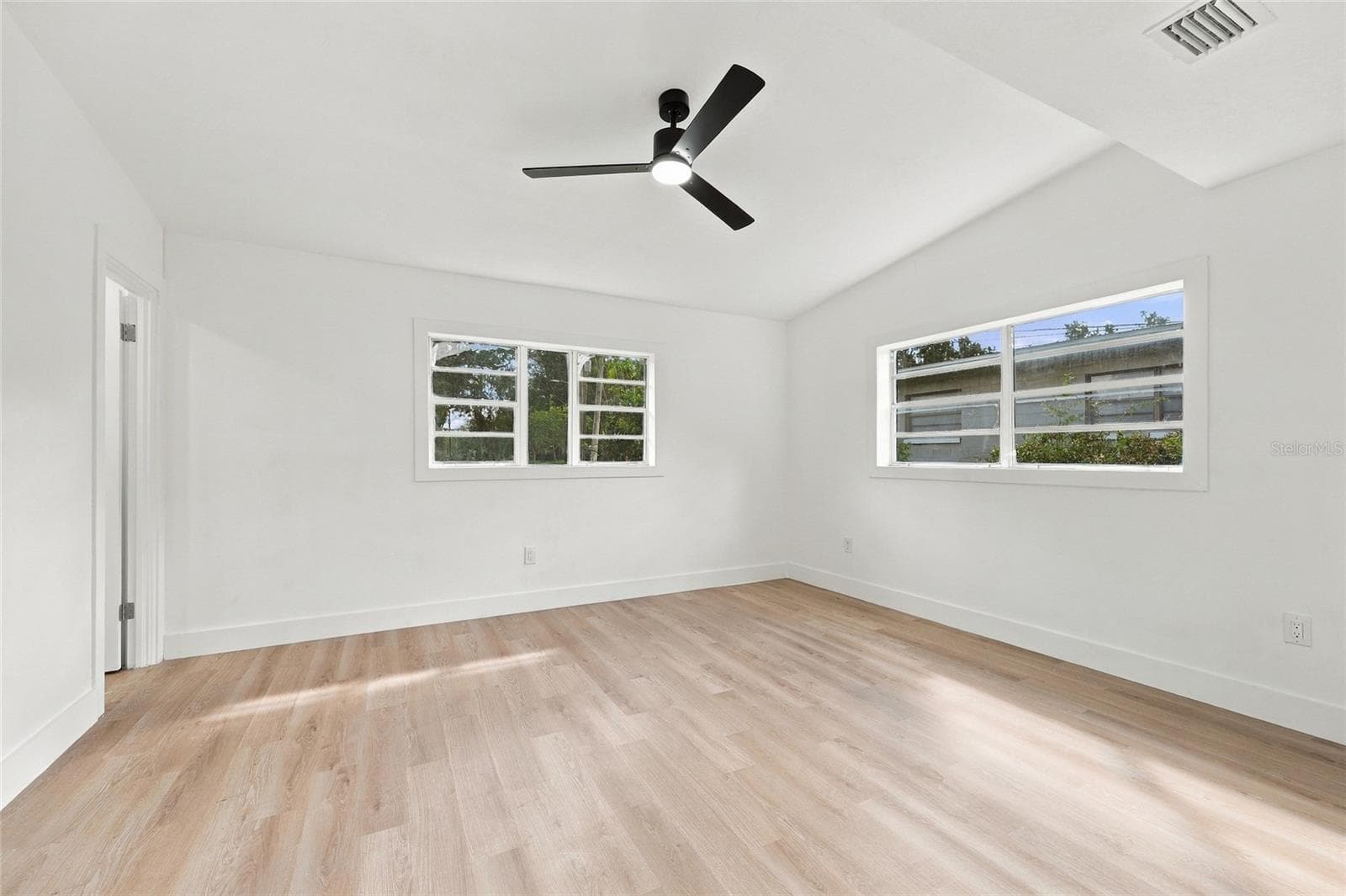Single Family Residence at 600 MADISON AVE, ORLANDO, photo 38 of 54