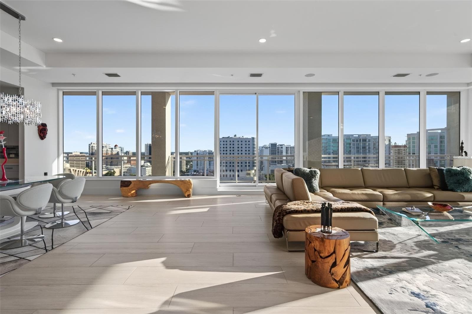 BLVD Residence 1604 Spacious at 3,676 Square Feet - 540 N TAMIAMI TRL #1604, SARASOTA
