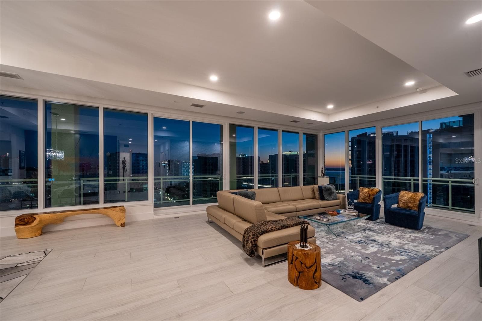 Twilight Illumination - 540 N TAMIAMI TRL #1604, SARASOTA