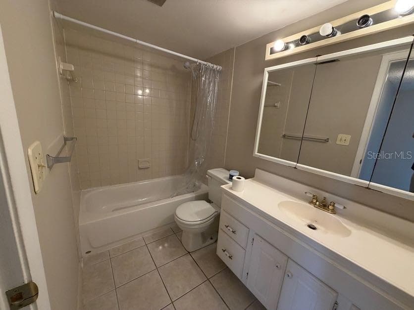 Condominium at 620 ORANGE DR #224, ALTAMONTE SPRINGS, photo 16 of 23