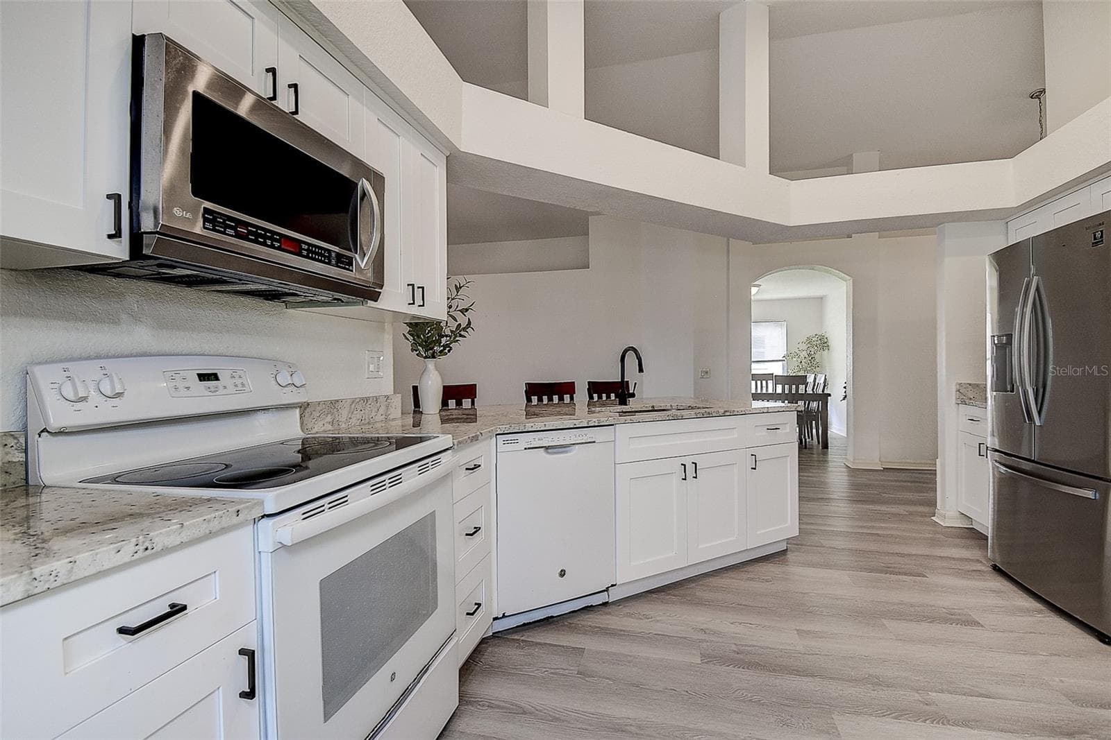 Kitchen - 28935 STORMCLOUD PASS, WESLEY CHAPEL