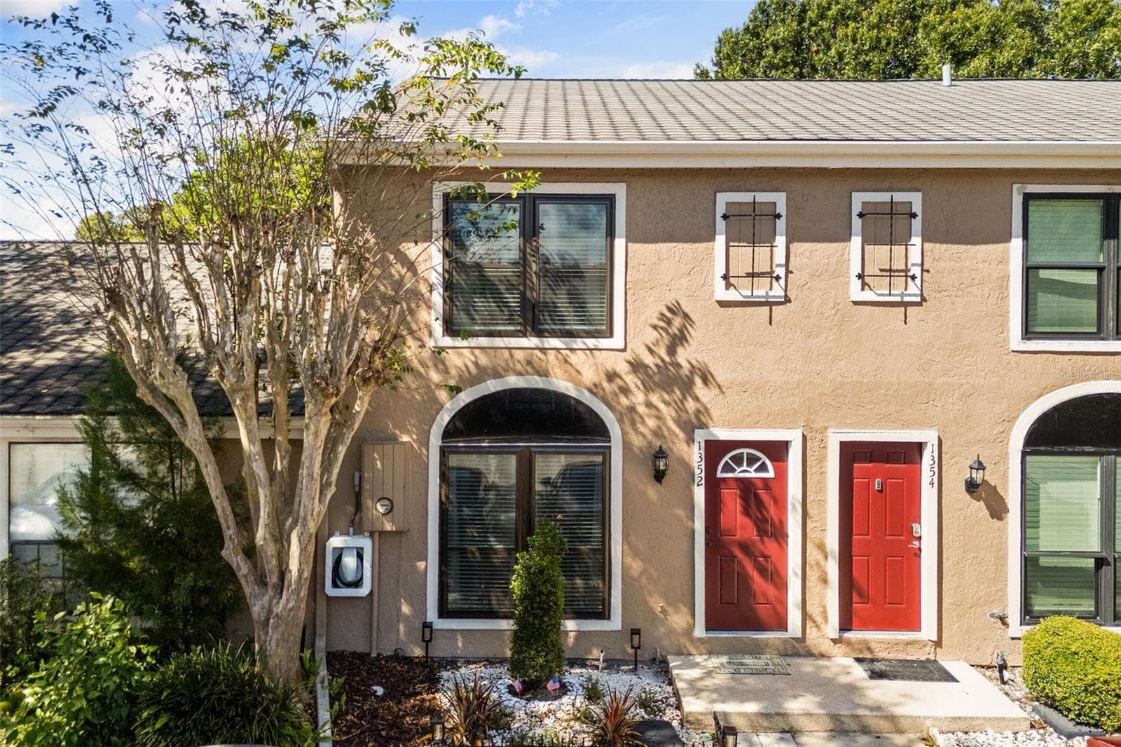 1352 CASA PARK CIR