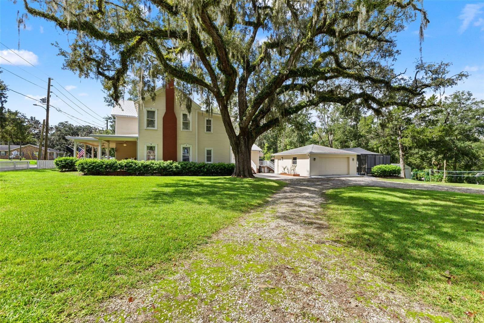 Single Family Residence at 427 HOWELL AVE, BROOKSVILLE, photo 6 of 70